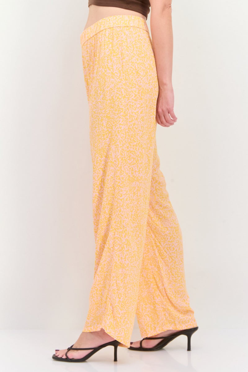 VERO MODA Women Regular Fit Allover Printed Wide Leg Pants, Orange - Image 3