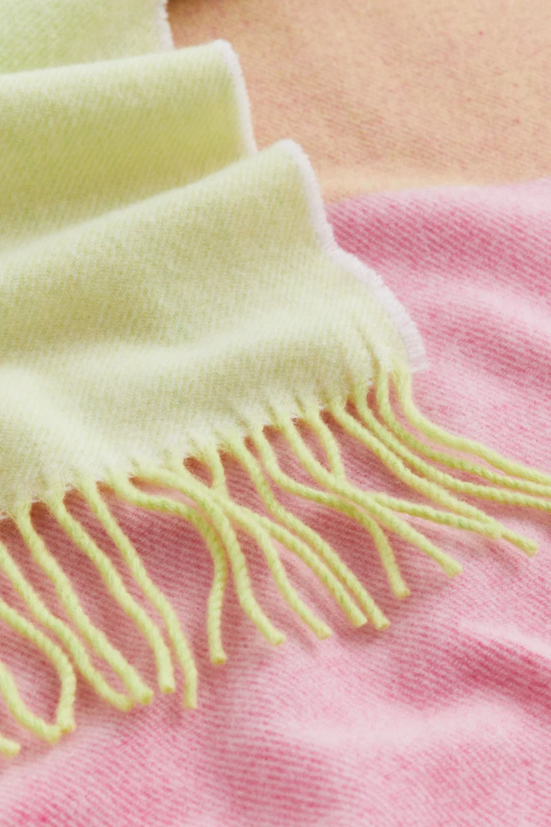 اتش اند ام Wool-Blend Blanket