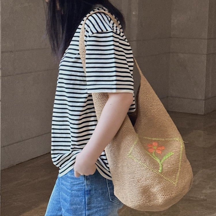 High Quality Imported Large Capacity Imitation Rafi Grass Tote Woven Bag Simple Casual French Vacation Shoulder Straw Woven Bag - Image 3