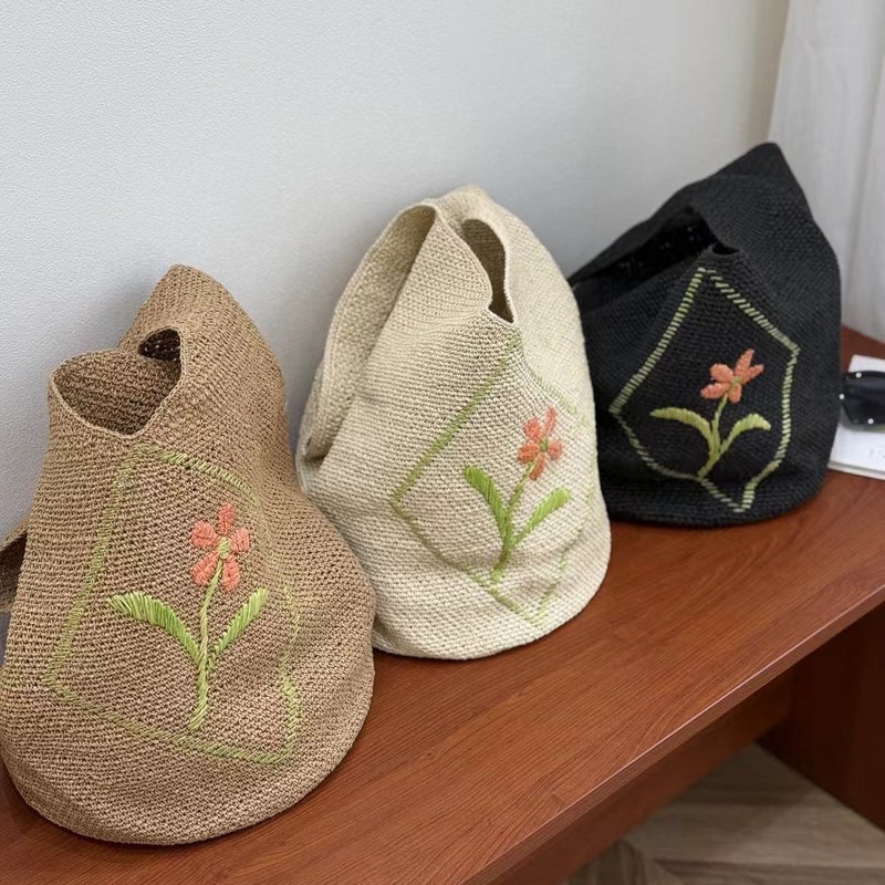 High Quality Imported Large Capacity Imitation Rafi Grass Tote Woven Bag Simple Casual French Vacation Shoulder Straw Woven Bag - Image 2