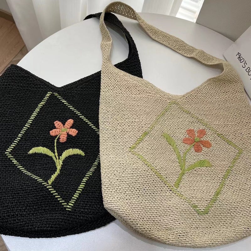 High Quality Imported Large Capacity Imitation Rafi Grass Tote Woven Bag Simple Casual French Vacation Shoulder Straw Woven Bag - Image 4