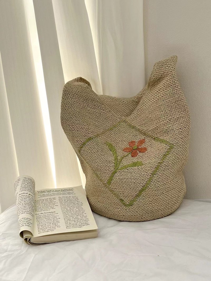 High Quality Imported Large Capacity Imitation Rafi Grass Tote Woven Bag Simple Casual French Vacation Shoulder Straw Woven Bag - Image 1