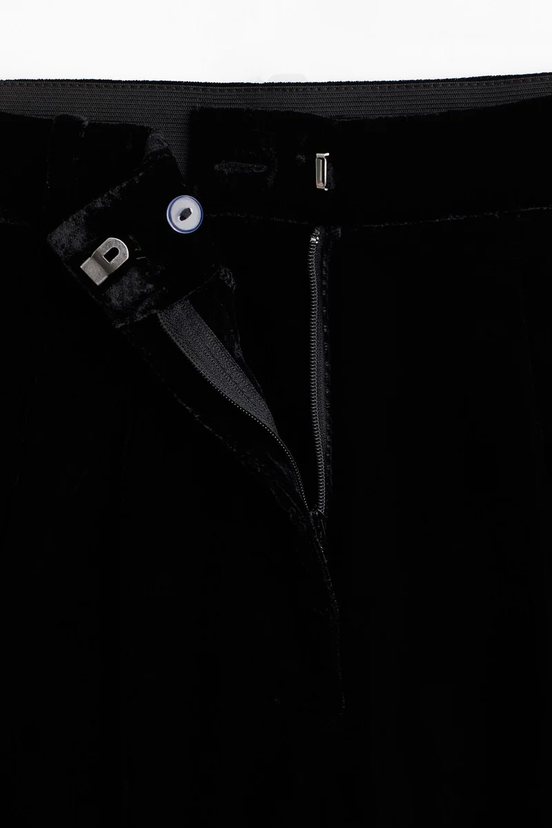 اتش اند ام بنطلون عريض من المخمل