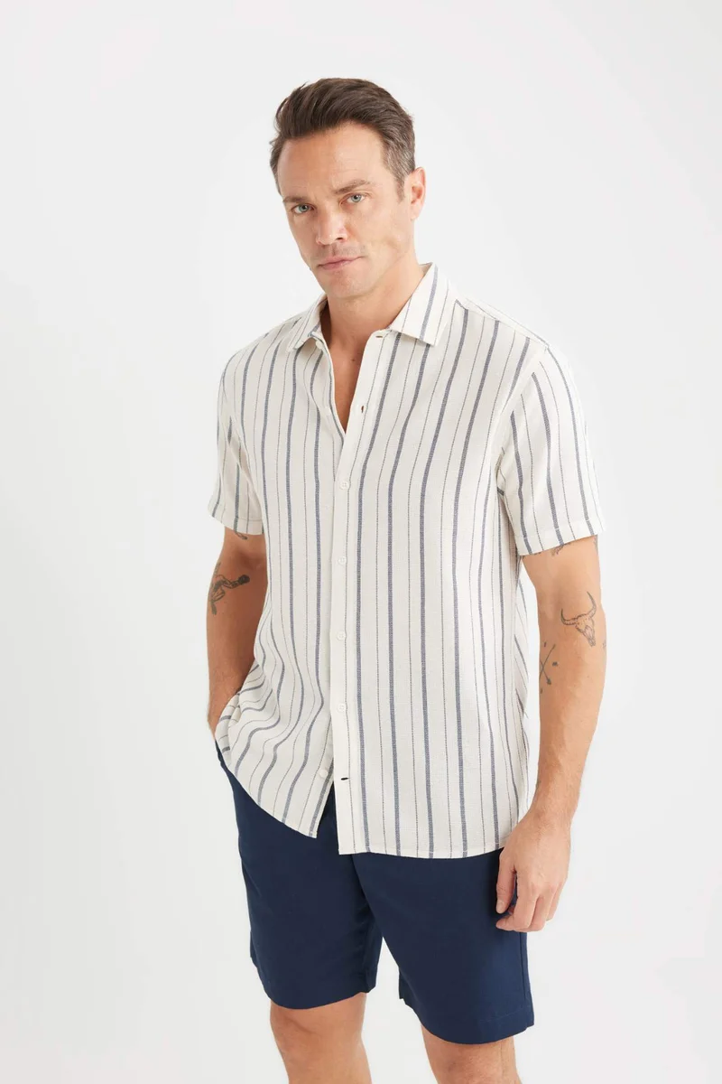 DeFacto Regular Fit Polo Collar Printed Cotton Short Sleeve Shirt
