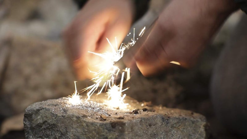 SE Waterproof Magnesium Firestarter Kit - Compact 2-in-1 Fire Starter with Flint, Serrated Striker, and Detachable Chain for Camping, Hiking, Survival, and Emergency Preparedness FS374 - Image 4