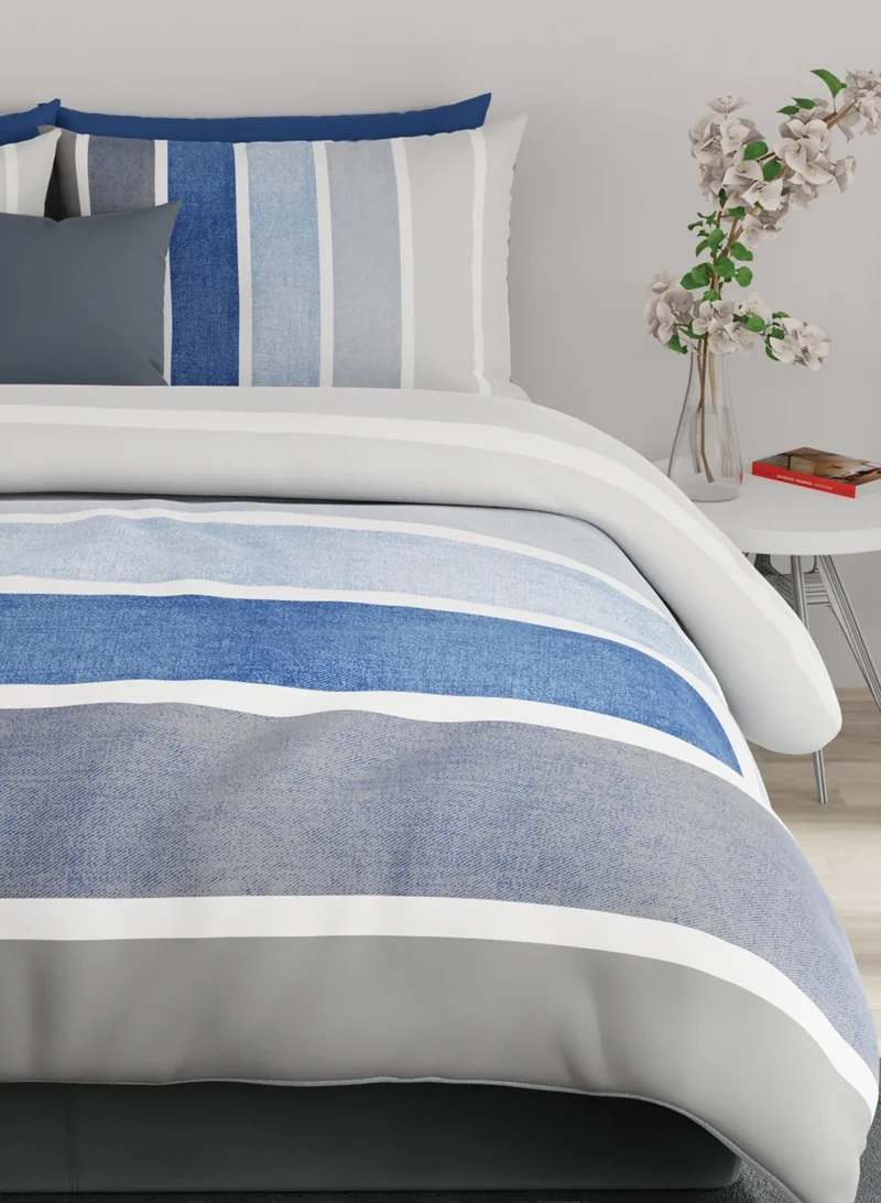 يونايتد كولورز أوف بينتيون United Colors of Benetton Rainbow 210 TC Super King Bedsheet with 2 Pillow covers Navy