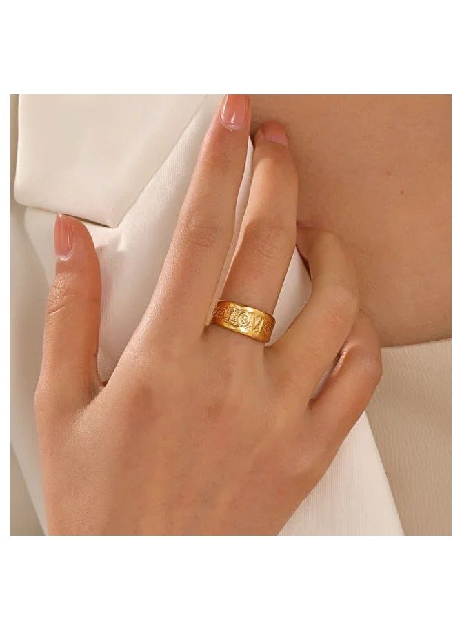 Rwnq Elegant gold-tone stainless steel ring featuring an engraved "LOVE" design. Rust-resistant and perfect as a unique gift for women. A stylish accessory that enhances your everyday look with a touch of luxury and sophistication. Women’s Accessories – Stainless Steel Accessories – Jewelry – Accessories  - Image 2