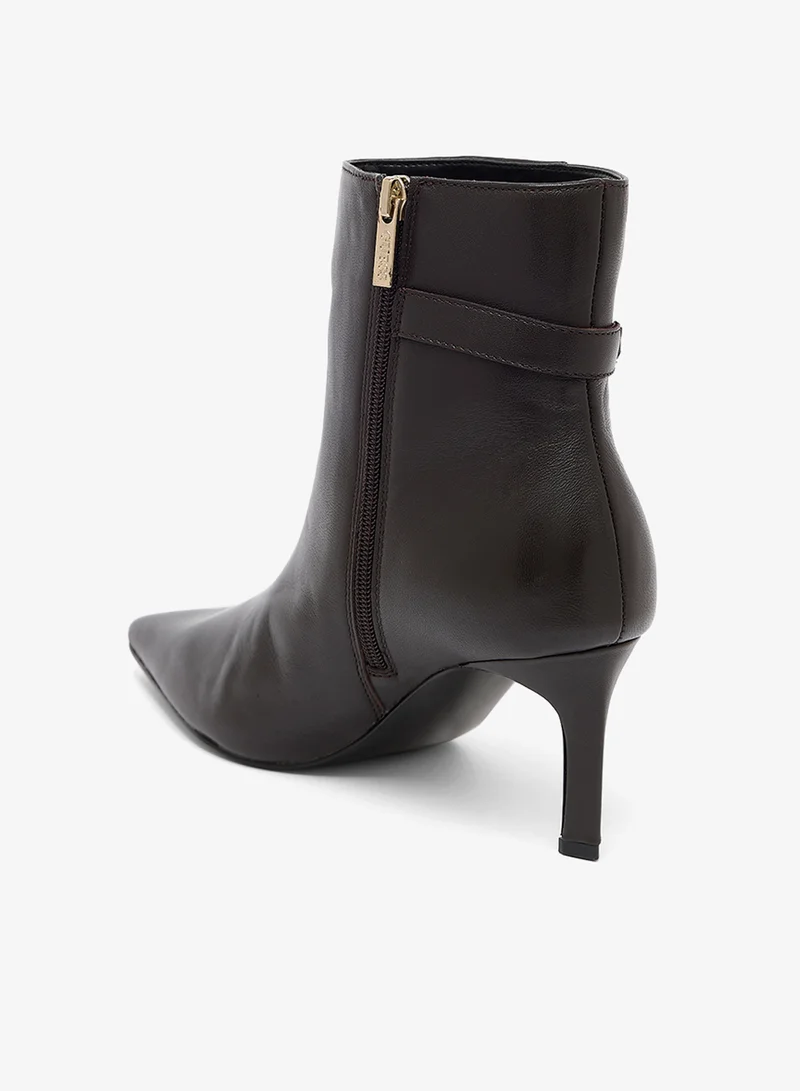 جس أحذية الكاحل الكاجوال