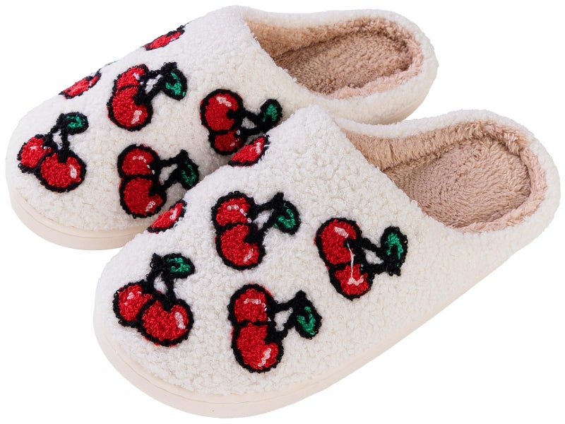 Tellrain Women Slippers Cute Pattern Strawberry Slippers Warm Soft Bedroom Shoes Fuzzy Closed Toe Sandals Non Slip House Bedroom Slippers - Image 2
