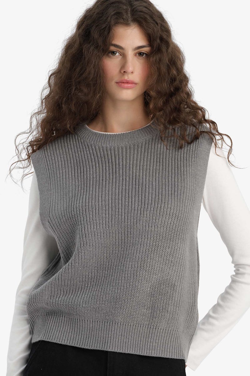 DeFacto Grey Woman Oversize Fit Crew Neck Knit Sweater Casual - Image 1