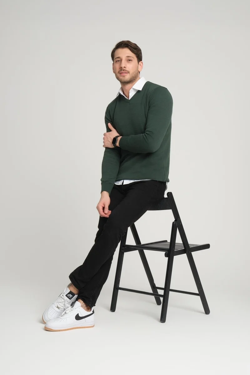 Alexander Gardi V-Neck Green Knitwear SWEATER(AGEZE13)