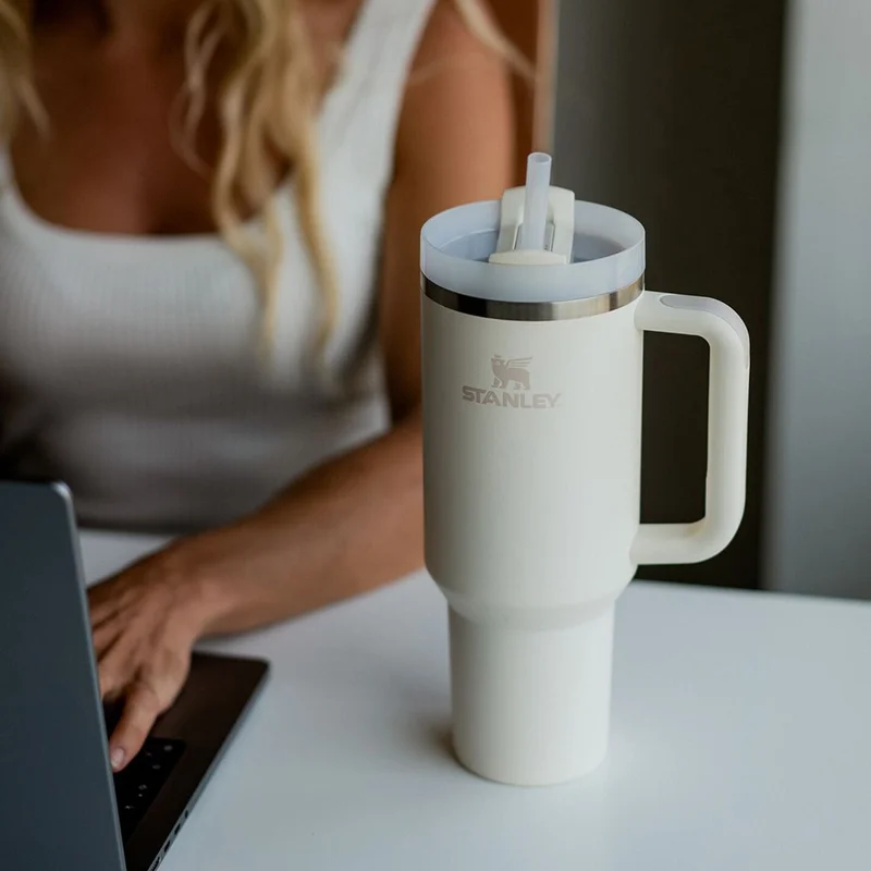 Stanley Quencher Thermos with Straw 1.18 L Cream