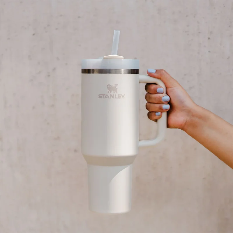 Stanley Quencher Thermos with Straw 1.18 L Cream