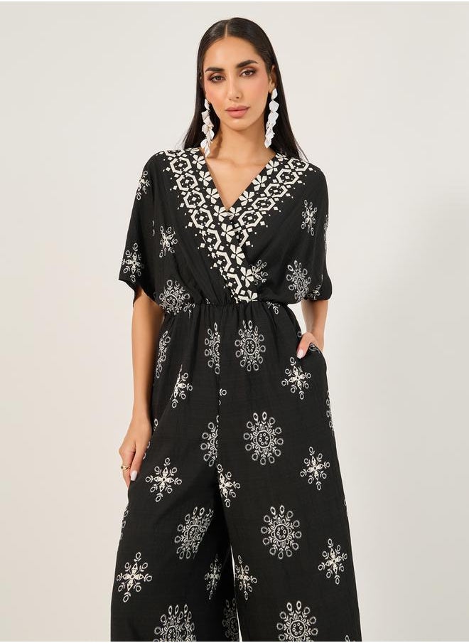Styli Printed V Neck Short Sleeve Jumpsuit  - Image 2