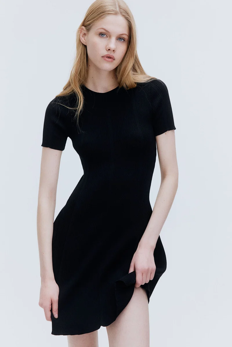 اتش اند ام Rib-knit flared-skirt dress
