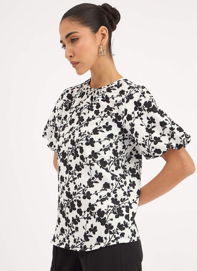 SALT ATTIRE Floral Printed Top with Puff Sleeves - Image 3