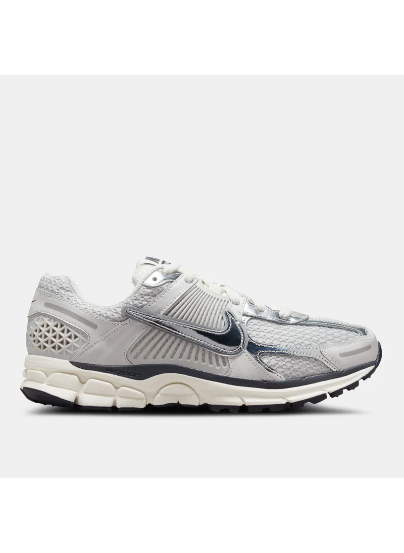 Nike Women's Zoom Vomero 5 Shoes