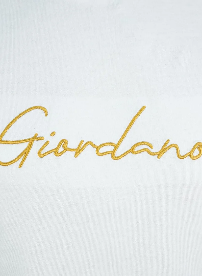 GIORDANO  Men's Slim Fit Cotton Signature Print Tee for Men | Best Price UAE