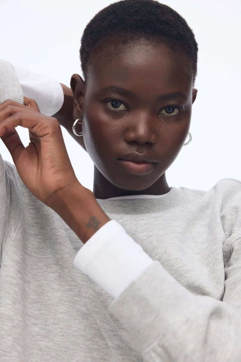 اتش اند ام سويت شيرت