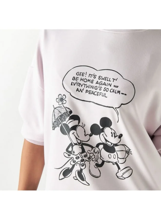 SP Characters Mickey Mouse and Minnie Mouse Print Neoprene Sweatshirt with Crew Neck and Drop Shoulder Sleeves