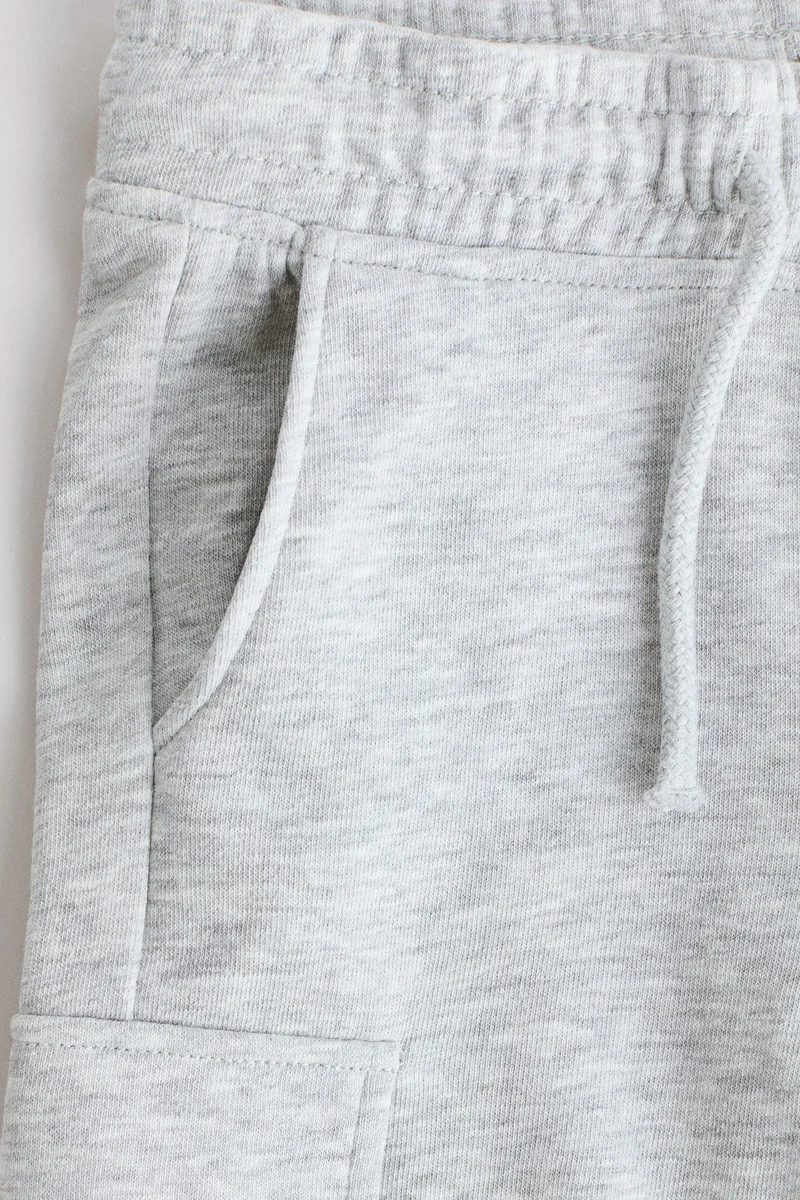 اتش اند ام شورت كارغو