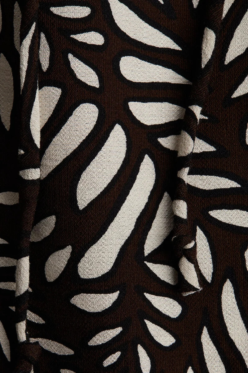 اتش اند ام شورت برباط خصر