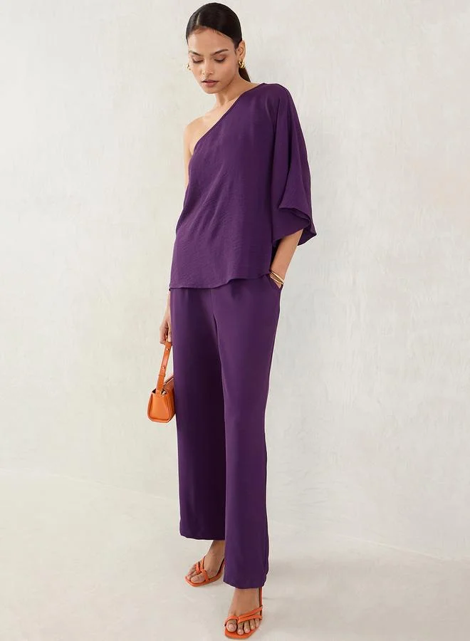 فيميلا طقم بلوزة بكتف واحد مع بنطال