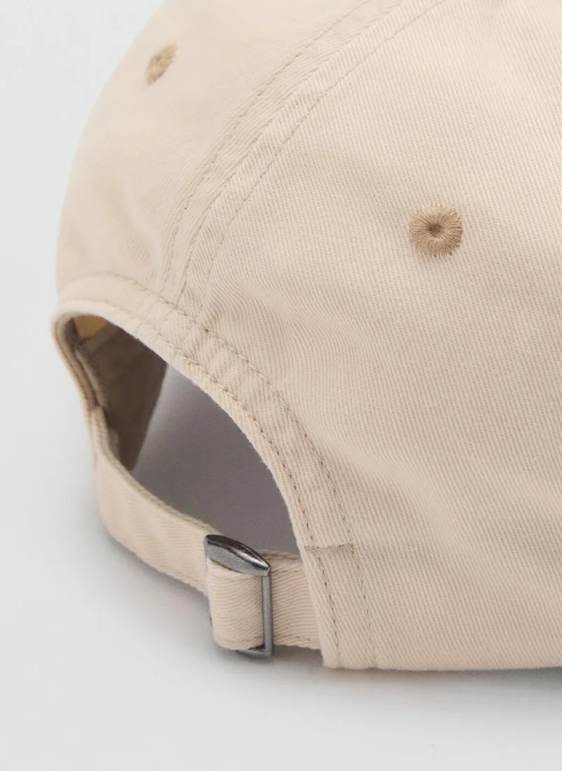 MANGO Curved Peak Caps