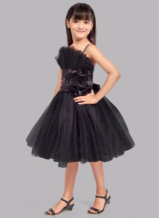 PinkChick فستان أسود مزخرف من التول بتصميم ضيق وواسع للفتيات - Image 4