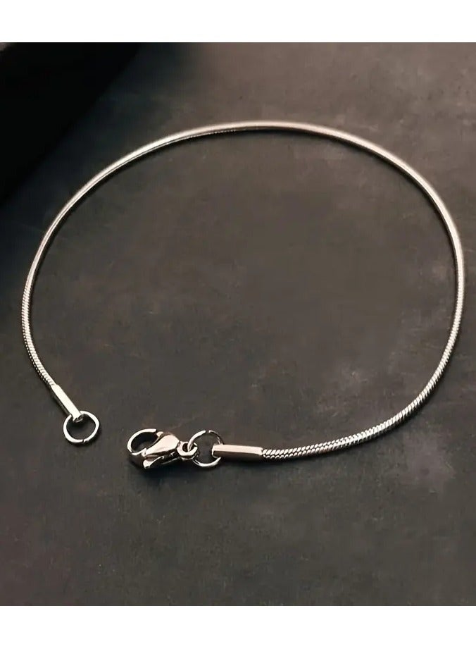 Home Clearance Sale A Stylish And Trendy Silvery Stainless Steel Bracelet For Men With A Minimalist Hip-hop Punk Style, Perfect For Parties And As A Gift Of Fashionable Jewelry. - Image 1