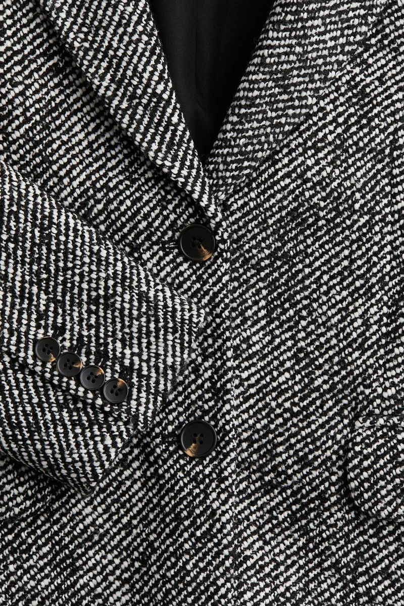 اتش اند ام بليزر بقصّة فضفاضة