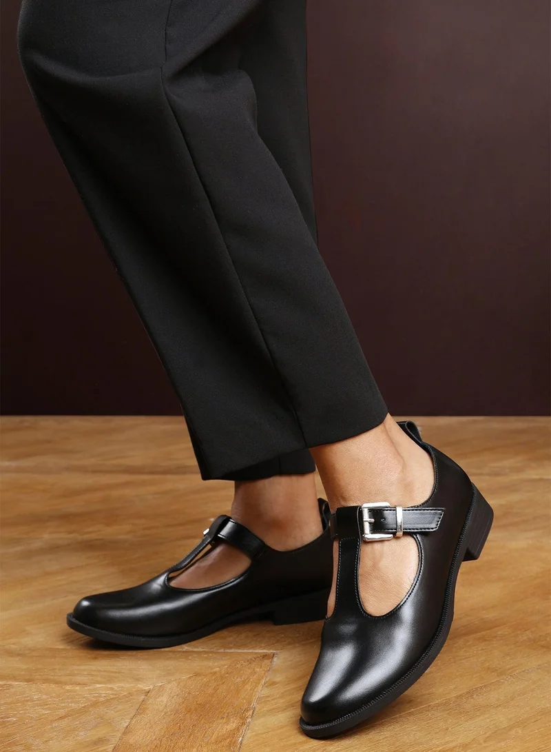 ويرز ذات فروم 'Piper' Extra Wide Fit Mary Jane Loafers With Buckle Strap