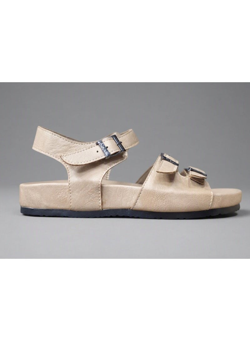 Comfortable women's sandals with adjustable straps and supportive orthopedic insole - Image 4