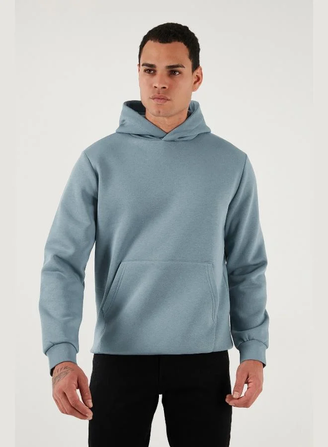 بوراتي سويت شيرت رجالي بقلنسوة وجيوب كنغر من بوراتي ناعم بفرو