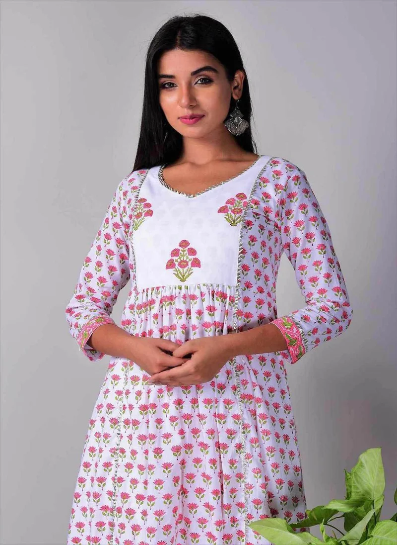 زيري سوق White Aline Kurta Palazzo Pair
