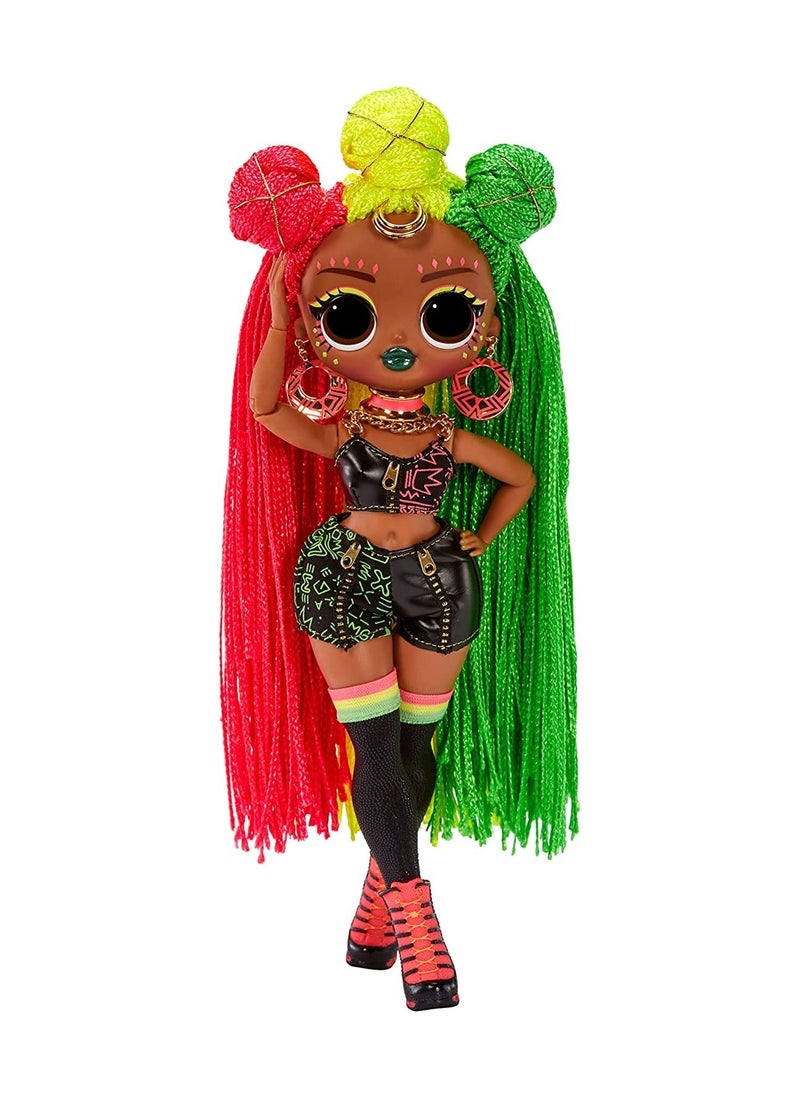 L.O.L. SURPRISE! Queens Sways Fashion Doll  - Image 2