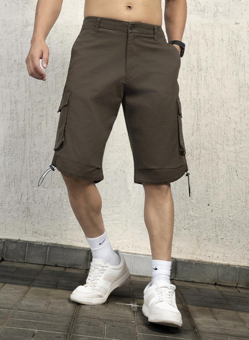Hubberholme Men's Dark Olive Cotton Blend Solid Pattern Cropped Length Cargo Loose Shorts - Image 2