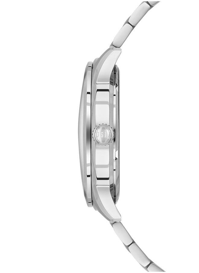 U.S. Polo Assn. U.S. Polo Assn. Fundamental 42mm Dark Green Dial Watch with Silver Accents and Stainless Steel Band - USPA1087-06, Refined Ruggedness  - Image 2
