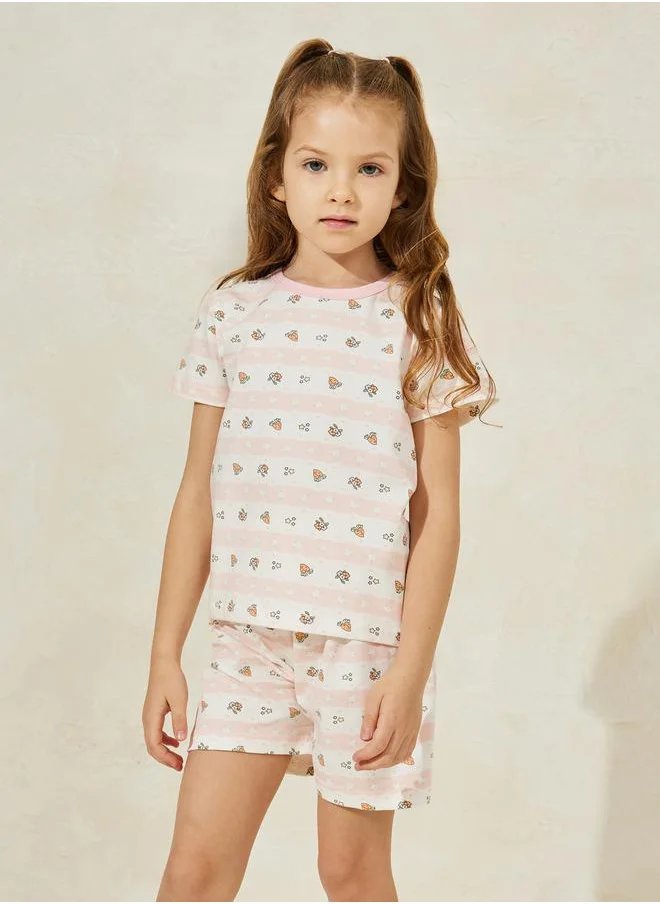 Styli Carrot Print T-Shirt & Shorts Set