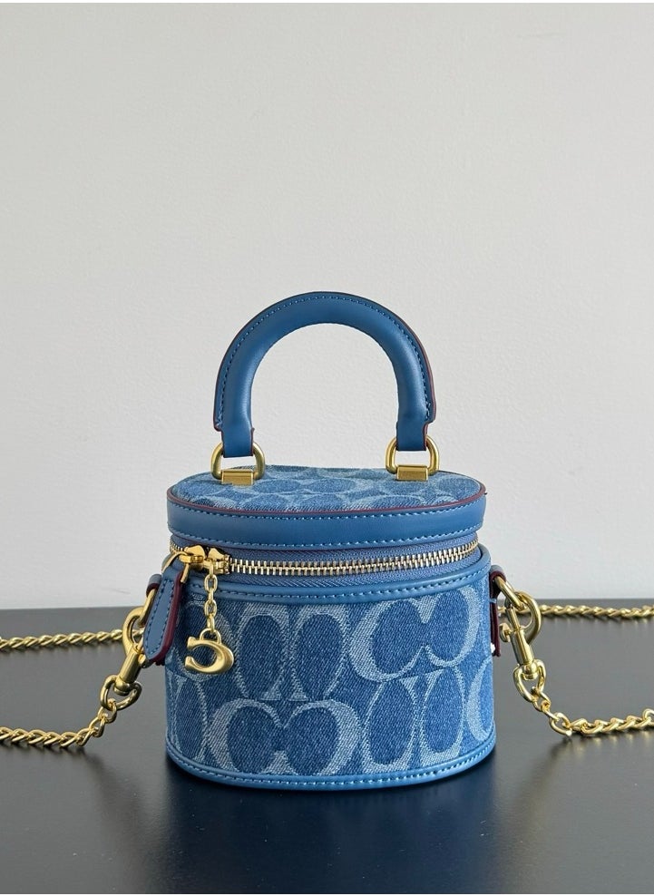 coachoutlet - Coach Trail Crossbody 12 With Pillow Quilting - Image 1