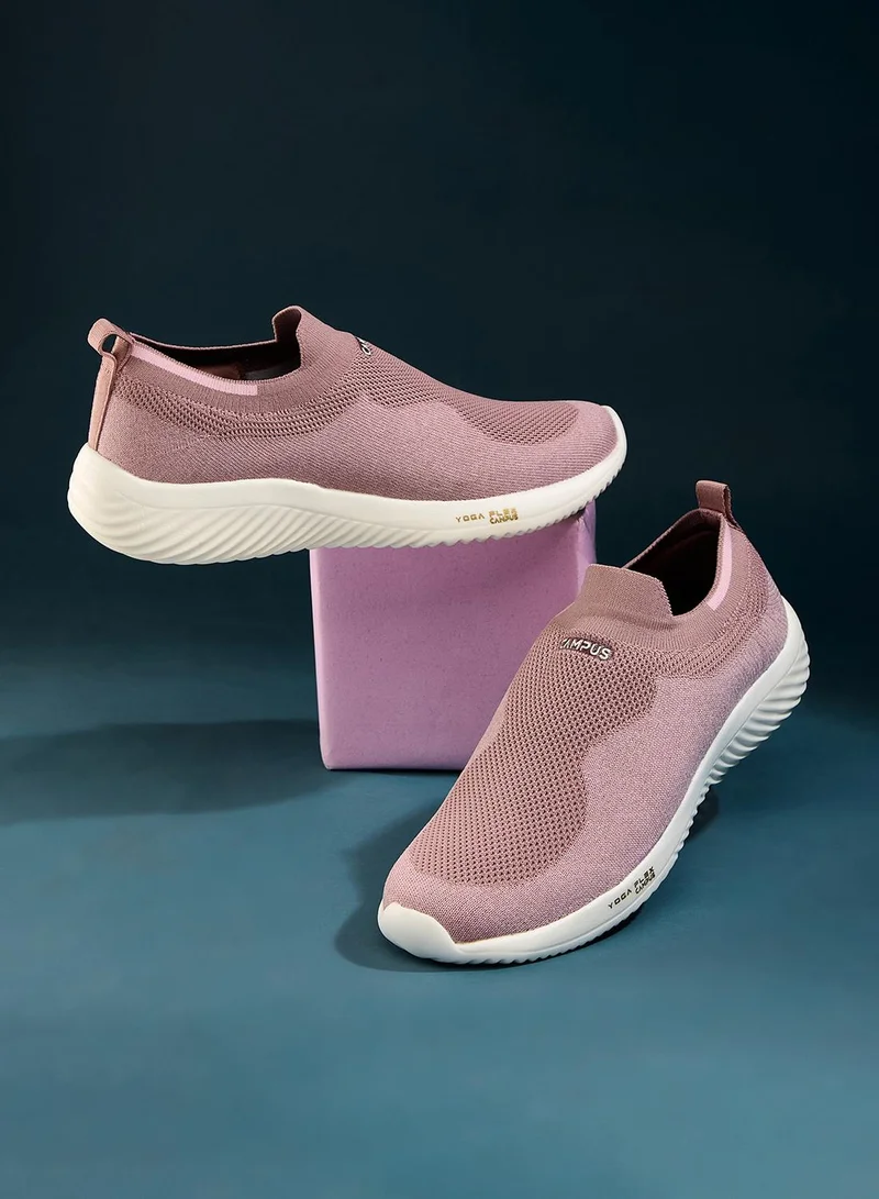 كامبس أحذية رياضية نسائية منخفضة - خفيفة الوزن، بتصميم بسيط وأنيق