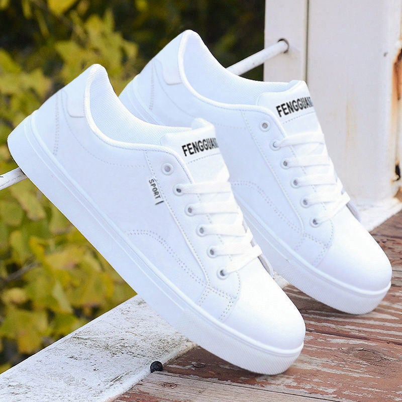Unisex Casual Sneakers Shoes - Image 1