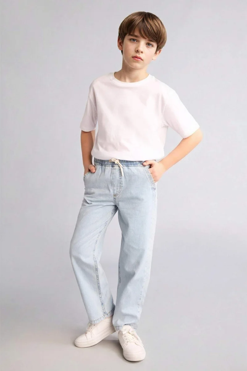 ديفاكتو Boy Straight Fit Straight Leg Jeans