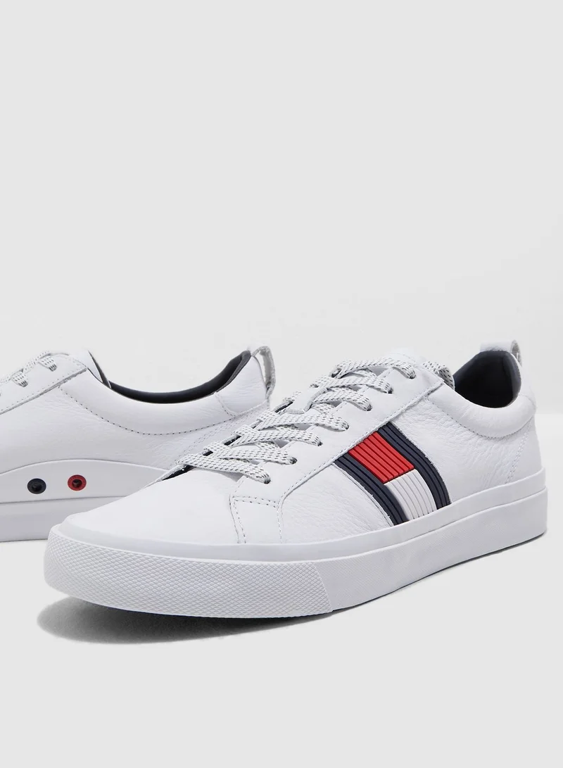 TOMMY HILFIGER Flag Detail Leather Sneaker