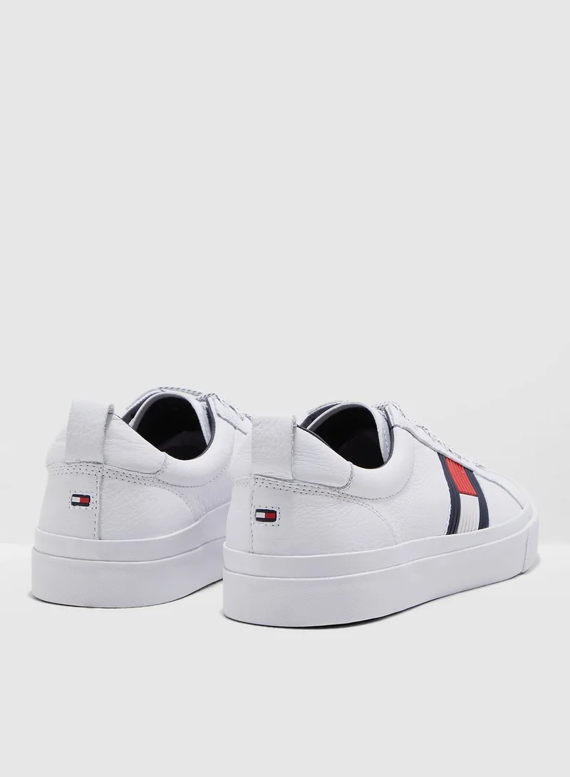 TOMMY HILFIGER Flag Detail Leather Sneaker