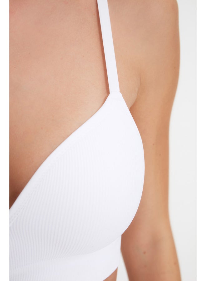 trendyol White Seamless/Seamless Covered Bra THMAW22SU0043  - Image 2