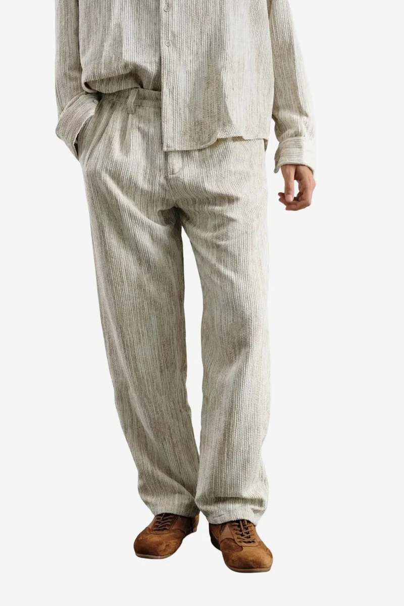 GIESTO Textured Pleated Straight Leg Pants