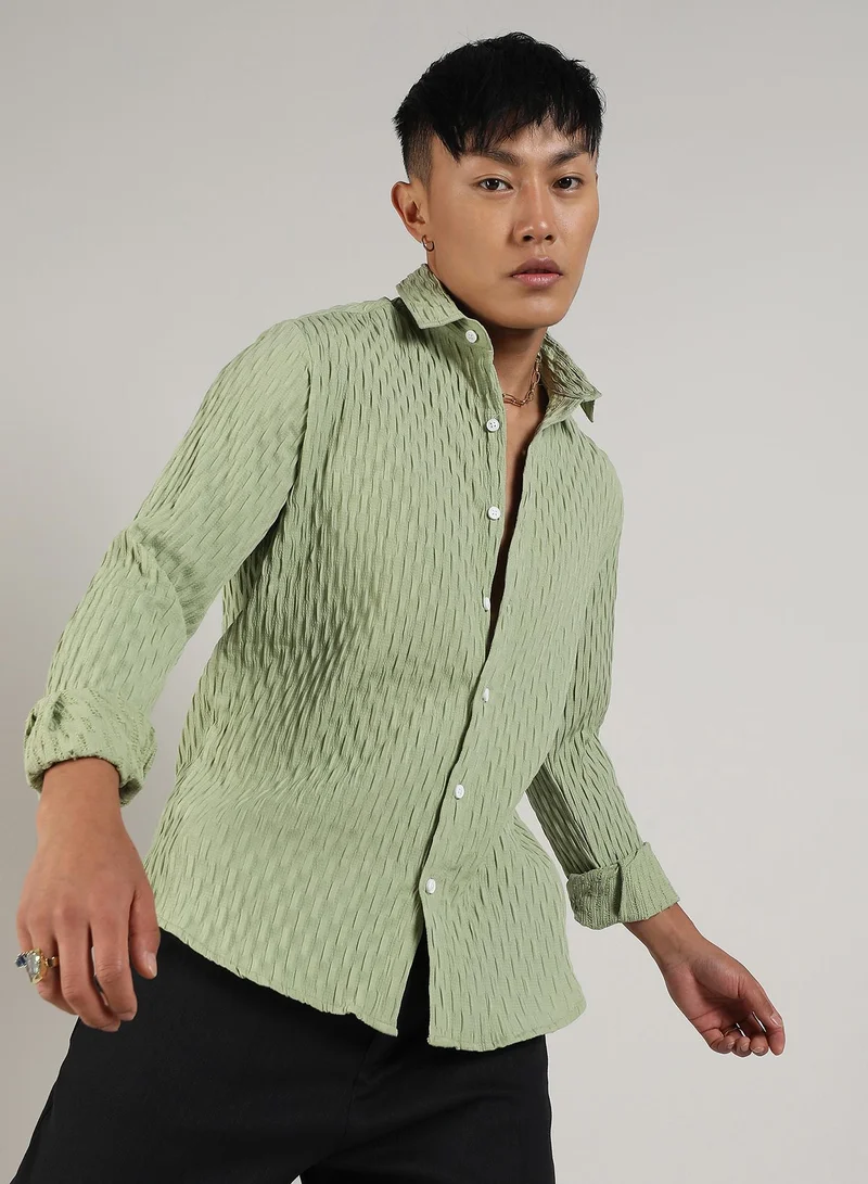 Campus Sutra Men's Pistachio Green Crinkled-Weave Shirt