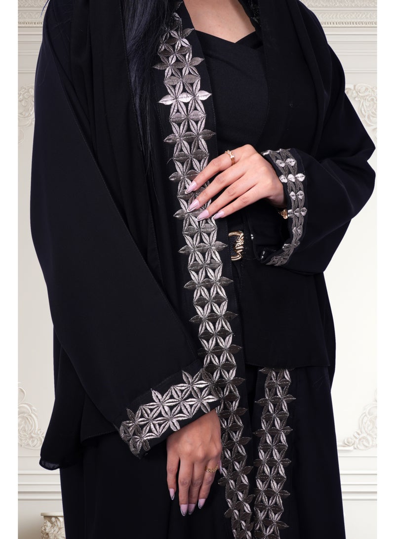 فاشون لاين عباية مطرزة بالذهب - Image 3