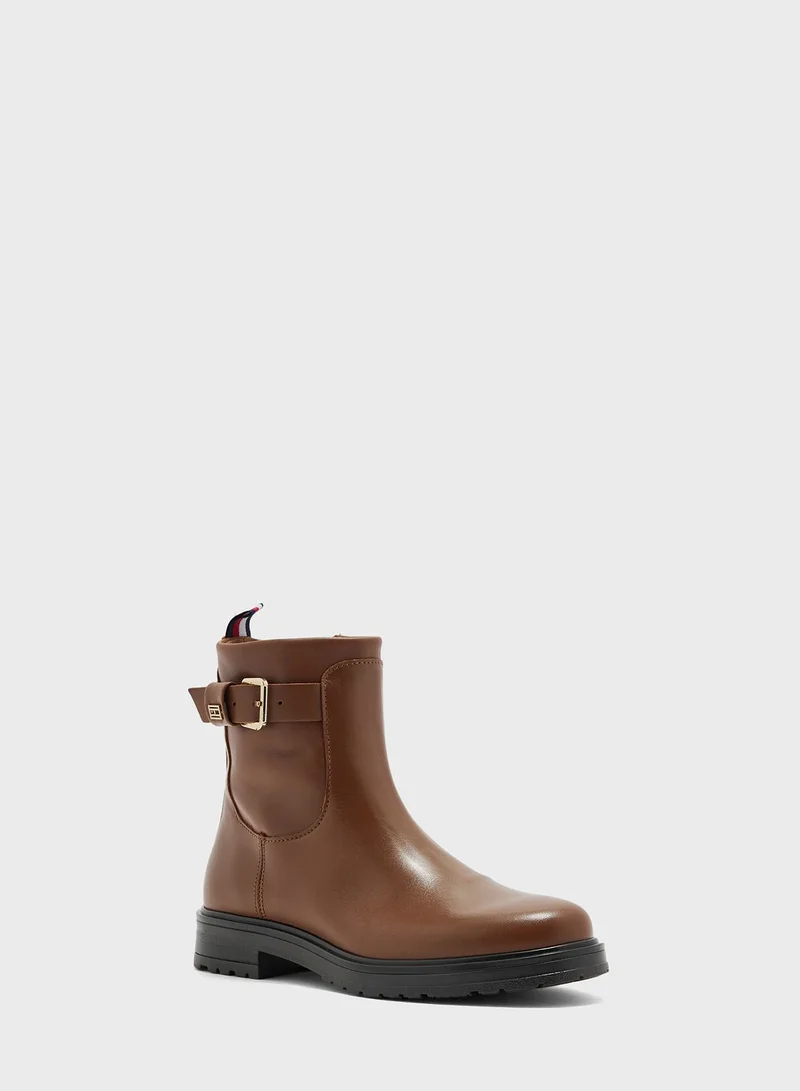 TOMMY HILFIGER Thermo Belt Detailed Ankle Boots